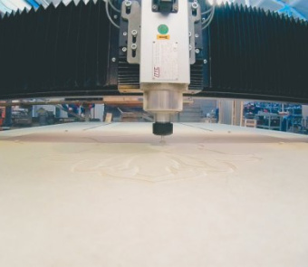 Компания PureLogic R&D разработала и запустила в производство портальный станок промышленного класса Krypton CNC